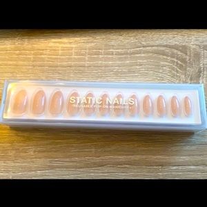 NIB Static Nails